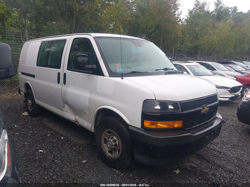 2020 Chevrolet Express cargo VIN 1GCWGAFG1L1253875 IAAI salvage auction — RIGHT SIDE, Clear (Massachusetts), sold $7,000 on 2026-09-18 (photo 1)