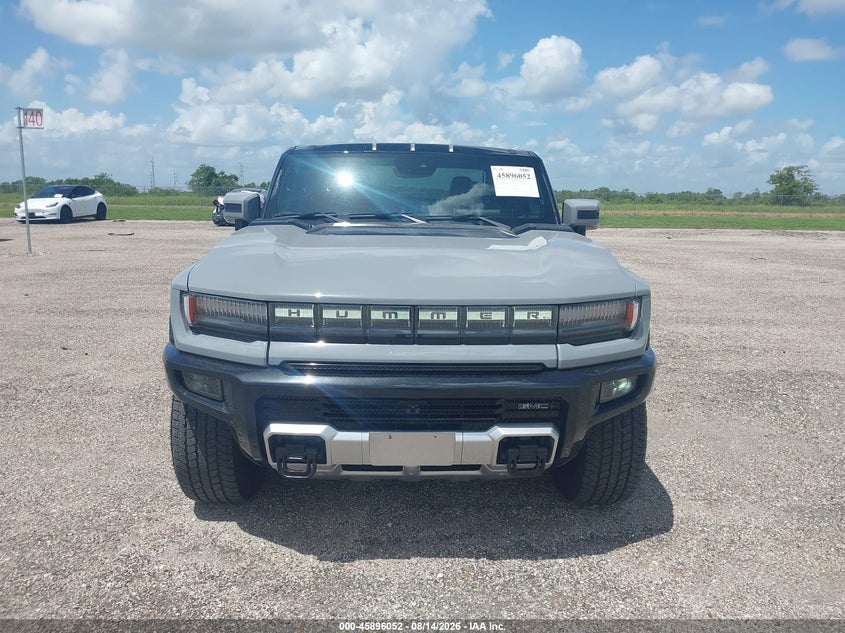 2024 Gmc VIN 1GT10BDD6RU111638 IAAI salvage auction — LEFT FRONT, Original (Texas), sold $65,000 on 2026-09-03 (photo 6)