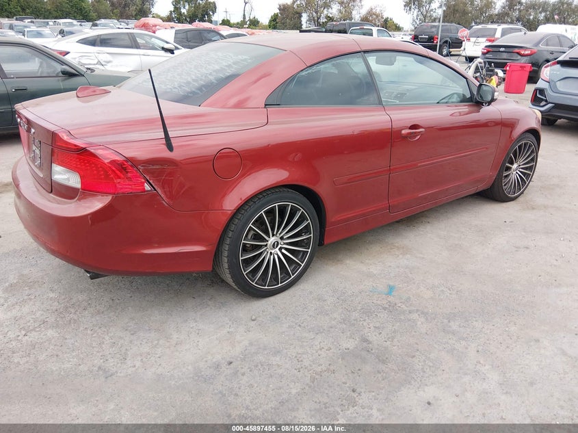 2011 Volvo C70 VIN YV1672MC2BJ116250 IAAI salvage auction — NORMAL WEAR, Clear - Dealer Only (California), sold $250 on 2026-08-20 (photo 4)