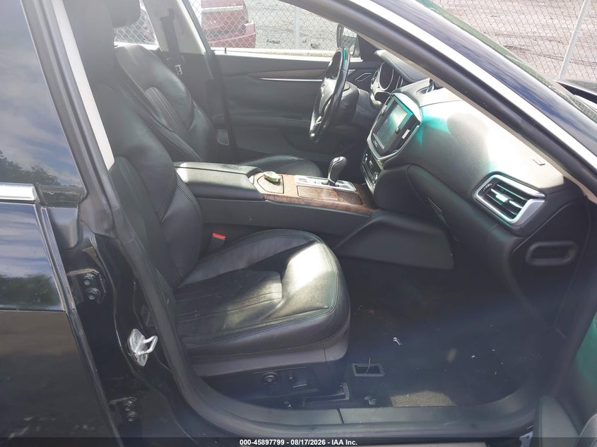 2014 Maserati Ghibli VIN ZAM57RTA6E1083876 IAAI salvage auction — FRONT END, Salvage Title, sold $1,300 on 2026-08-19 (photo 5)