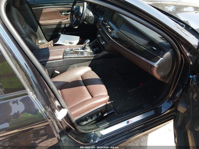 2016 BMW 5er VIN WBA5B3C58GD549115 IAAI salvage auction — FRONT END, Wait Title, sold $1,975 on 2026-10-07 (photo 5)