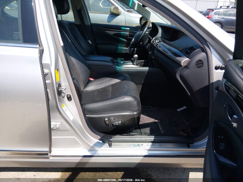 2015 Lexus Ls VIN JTHCL5EF5F5023895 IAAI salvage auction — ROOF, Salvage Title, sold $9,375 on 2026-09-23 (photo 5)