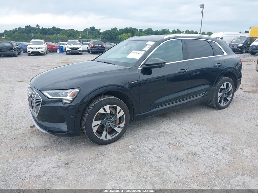 2022 Audi E-tron VIN WA1LAAGE4NB026091 IAAI salvage auction — NORMAL WEAR, Clear (New York), sold $10,400 on 2026-08-26 (photo 2)
