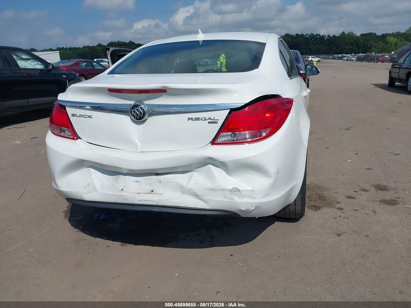 2011 Buick Regal VIN W04GN5EC1B1091898 IAAI salvage auction — REAR END, Salvage (Ohio), sold $1,325 on 2026-09-06 (photo 6)