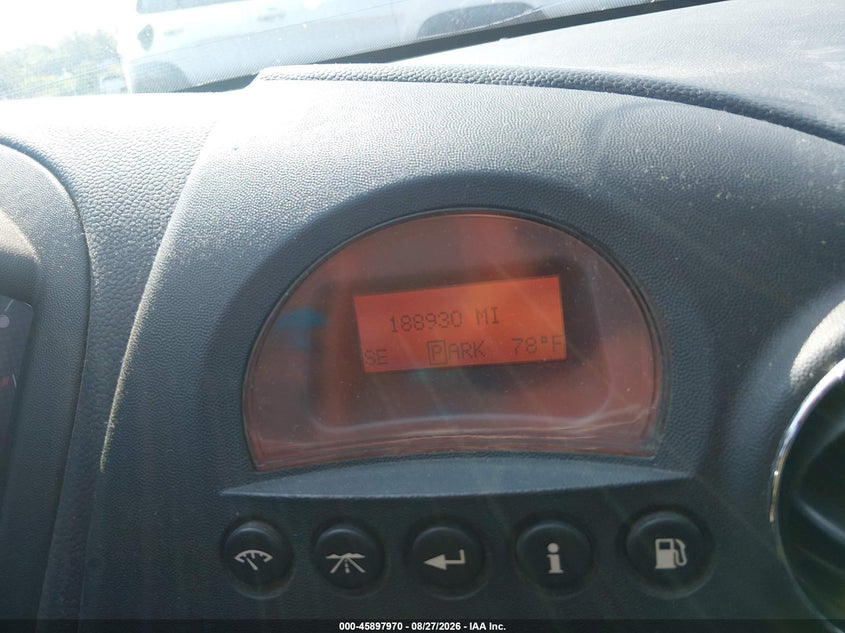 2008 Pontiac Grand prix VIN 2G2WP552381176574 IAAI salvage auction — NORMAL WEAR, Clear (Tennessee), sold $375 on 2026-09-10 (photo 7)