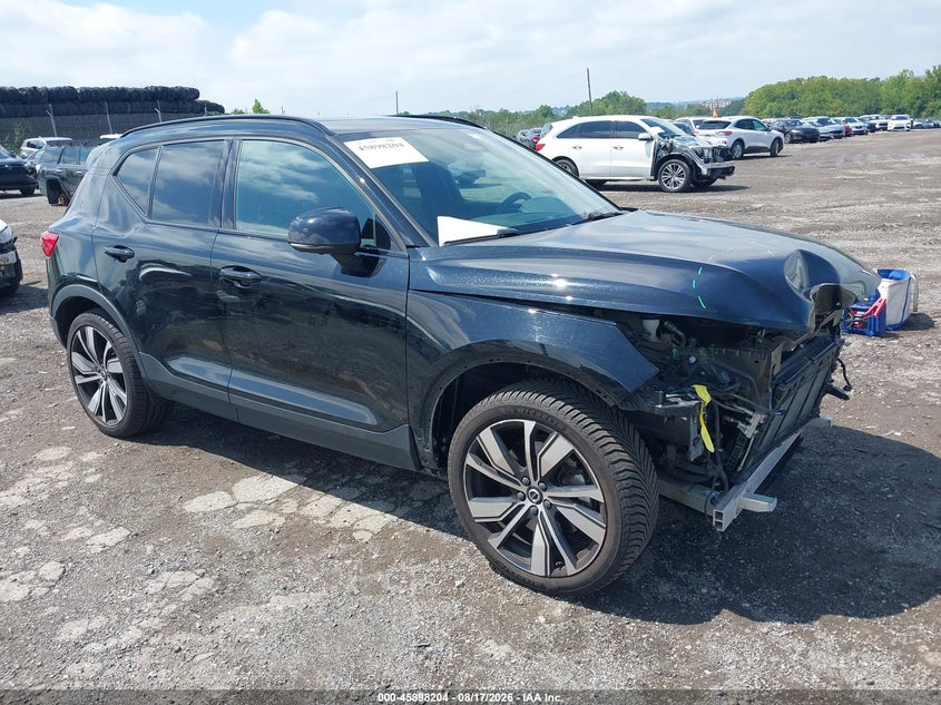 2022 Volvo Xc40 VIN YV4ED3URXN2661015 — IAAI salvage auction photo