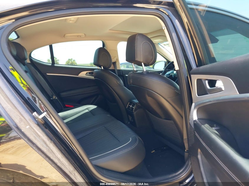 2022 Genesis G70 VIN KMTG34TA0NU098109 IAAI salvage auction — FRONT & REAR, Salvage Title, sold $6,300 on 2026-09-15 (photo 8)