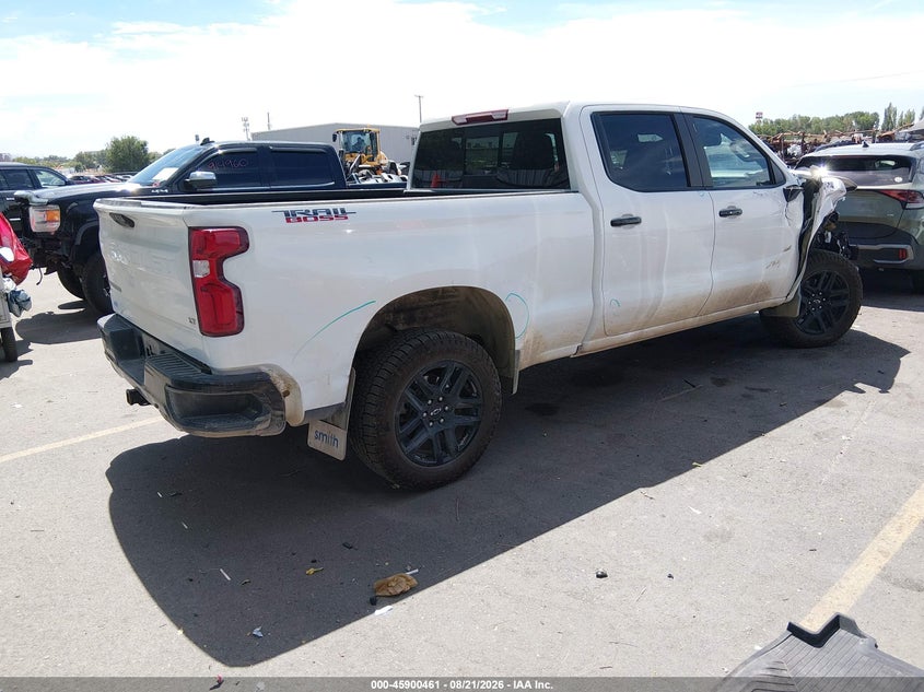 2025 Chevrolet Silverado VIN 3GCUKFE86SG142932 IAAI salvage auction — FRONT END, Wait Title, sold $17,900 on 2026-10-02 (photo 4)