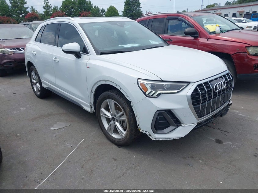 2024 Audi Q3 VIN WA1DECF31R1149993 — IAAI salvage auction photo