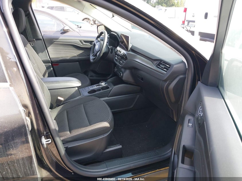 2025 Ford Escape VIN 1FMCU0GN5SUA43405 IAAI salvage auction — RIGHT SIDE, Salvage Title, sold $11,500 on 2026-08-23 (photo 5)