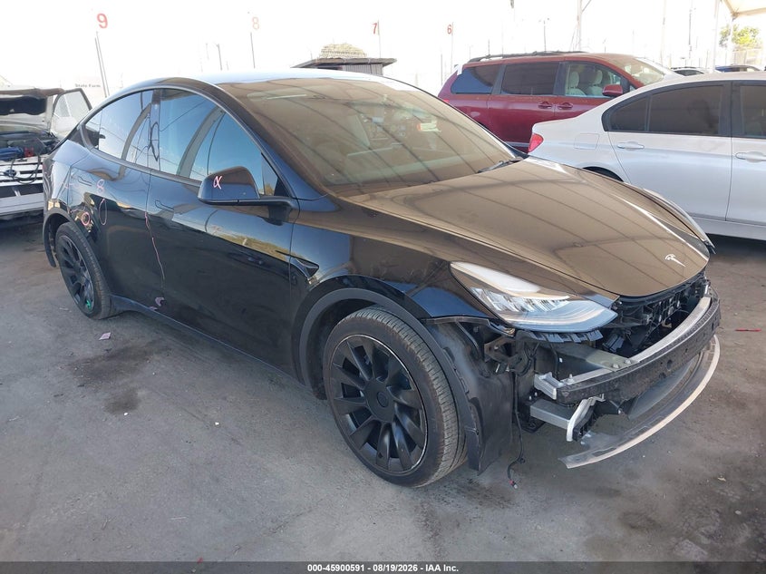 2022 Tesla Model y VIN 7SAYGDEE7NF330434 IAAI salvage auction — REAR END, Salvage Title, sold $10,200 on 2026-09-07 (photo 1)