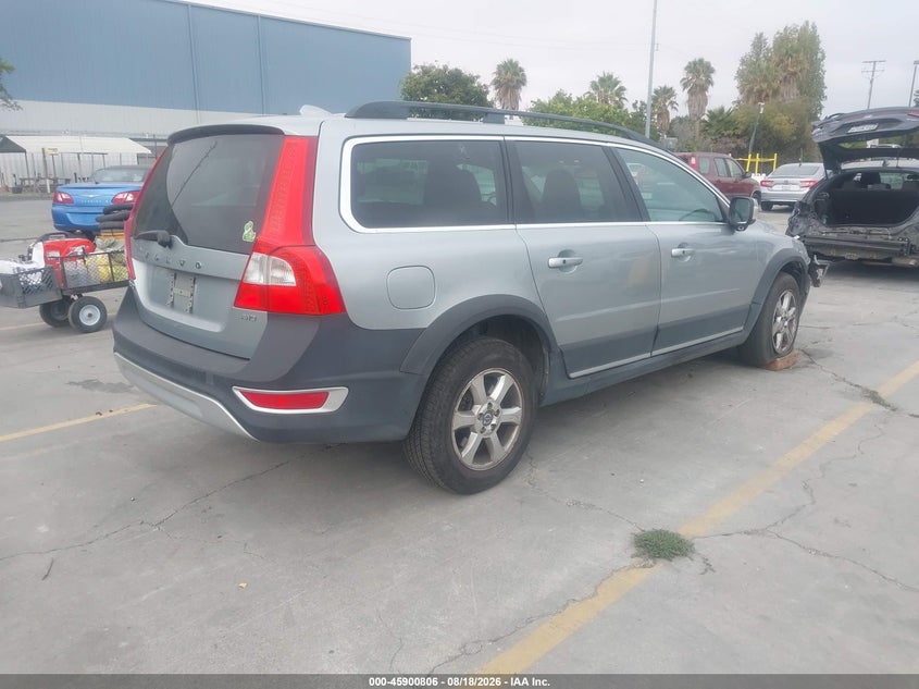 2013 Volvo Xc70 VIN YV4940BZ5D1148679 IAAI salvage auction — RIGHT FRONT, Salvage (California), sold $950 on 2026-09-03 (photo 4)