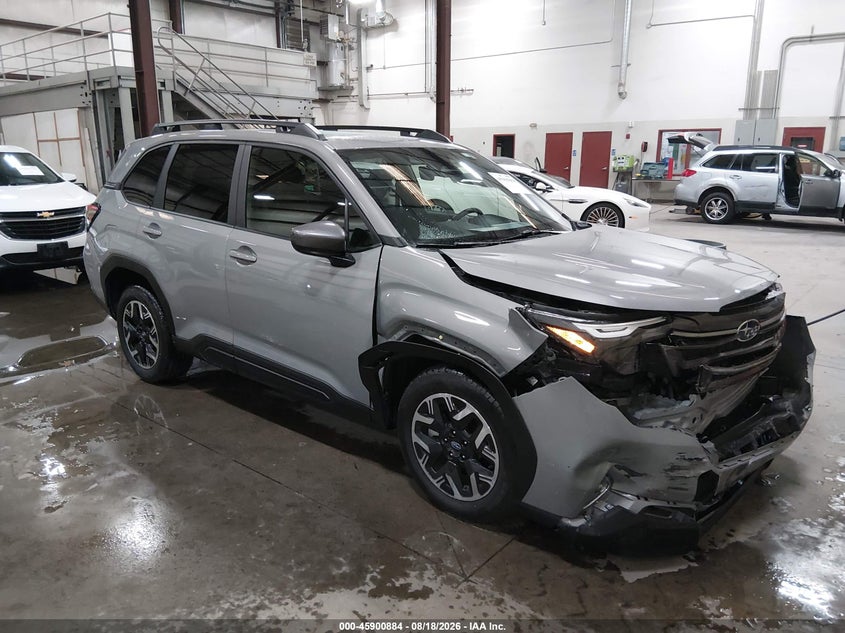 2025 Subaru Forester VIN JF2SLDDC7SH600659 — IAAI salvage auction photo