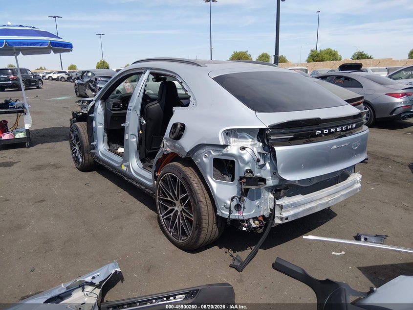 2025 Porsche Macan VIN WP1AB2XA8SL151450 IAAI salvage auction — LEFT SIDE, Wait Title, sold $34,200 on 2026-08-28 (photo 3)