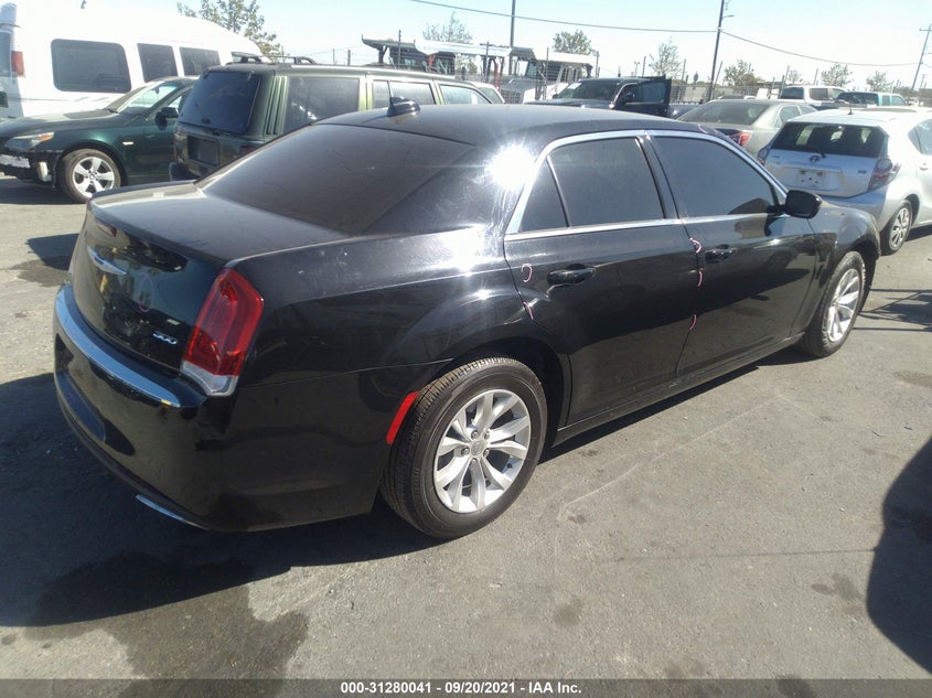 2015 Chrysler 300 VIN 2C3CCAAG6FH830061 IAAI salvage auction — Front End, Other, sold $3,450 on 2021-12-09 (photo 4)