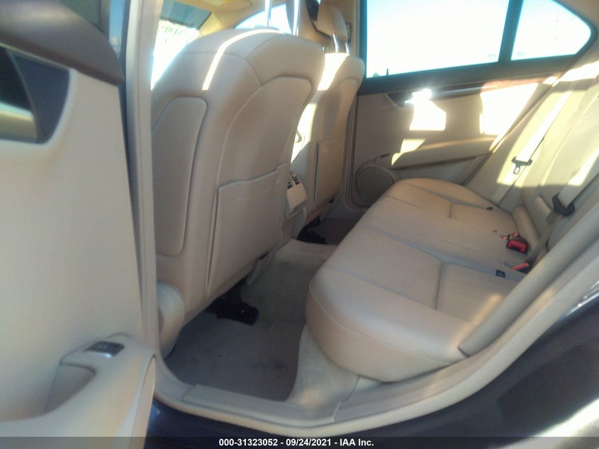 2014 Mercedes-benz C-klasse VIN WDDGF8AB6ER315373 IAAI salvage auction — Front End, Other, sold $4,800 on 2021-12-16 (photo 8)
