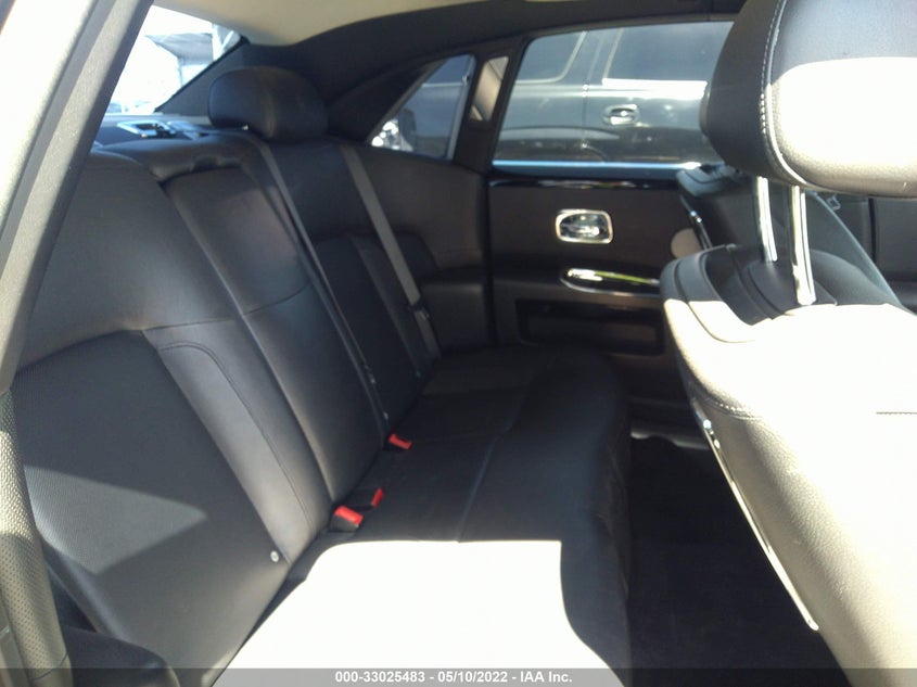 2010 Rolls-Royce Ghost VIN SCA664S55AUX48611 IAAI salvage auction — Transmission Damage, Other, sold $45,000 on 2023-03-08 (photo 8)