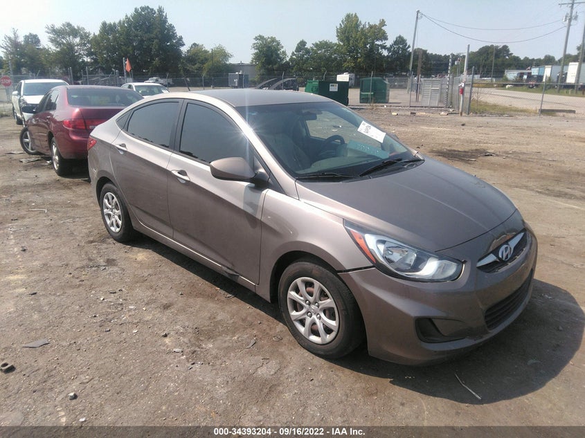 2014 Hyundai Accent VIN KMHCT4AE4EU638592 IAAI salvage auction — Side, Other, sold $1,425 on 2022-11-11 (photo 1)