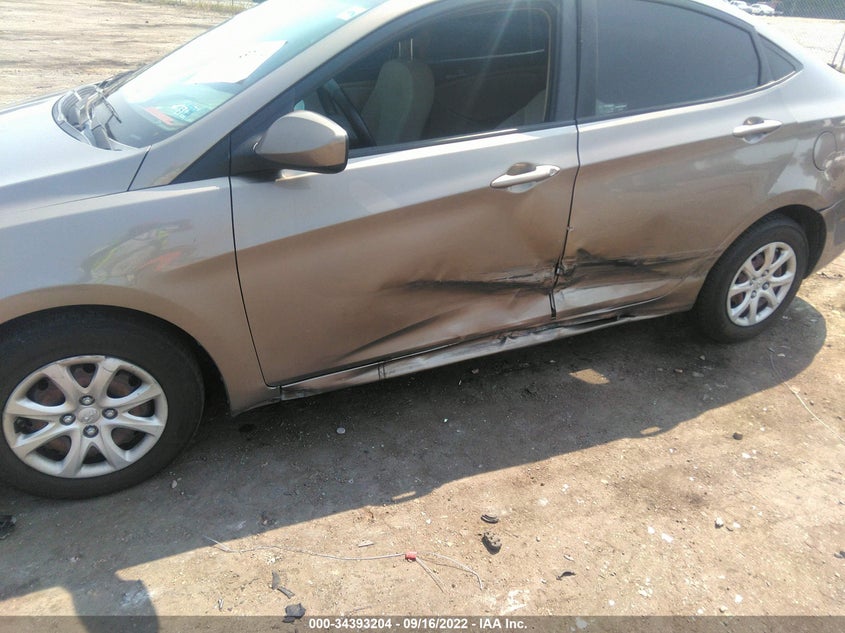 2014 Hyundai Accent VIN KMHCT4AE4EU638592 IAAI salvage auction — Side, Other, sold $1,425 on 2022-11-11 (photo 6)