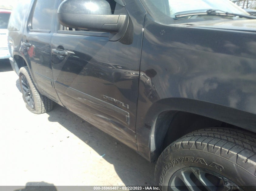 2013 GMC YUKON VIN 1GKS1EEF8DR302996 COPART salvage auction — Right Side, Salvage Title, sold $5,075 on 2023-05-03 (photo 6)