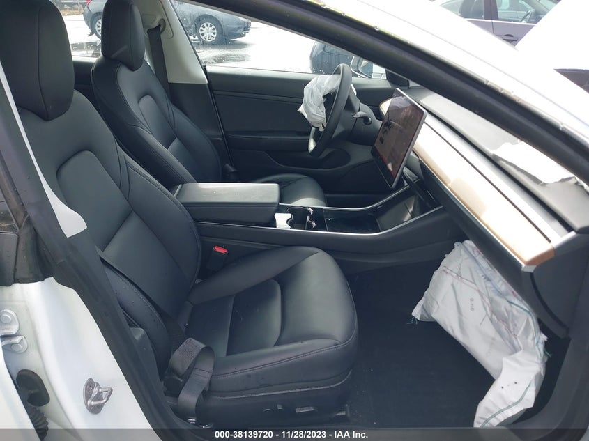 2020 Tesla Model 3 VIN 5YJ3E1EAXLF504650 IAAI salvage auction — Front End, Clean, sold $11,000 on 2024-01-30 (photo 5)