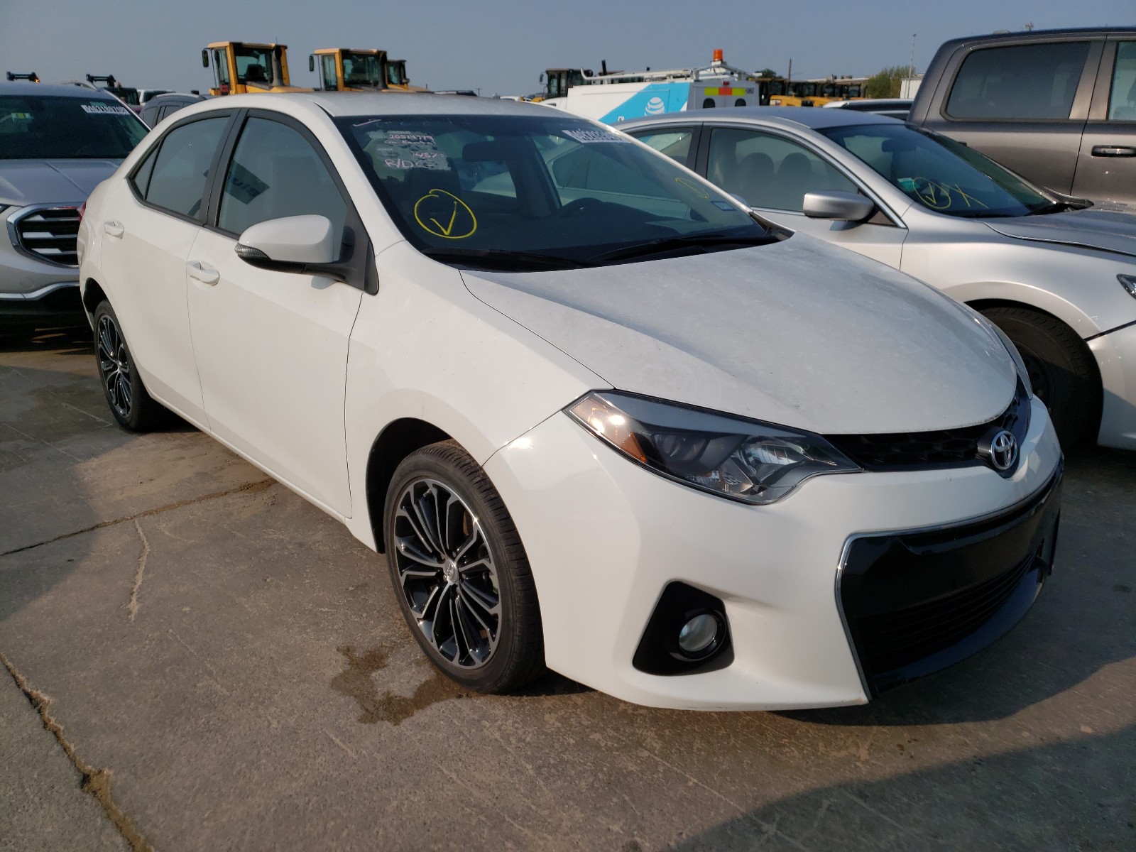 2016 Toyota Corolla VIN 5YFBURHE3GP406775 — COPART salvage auction photo
