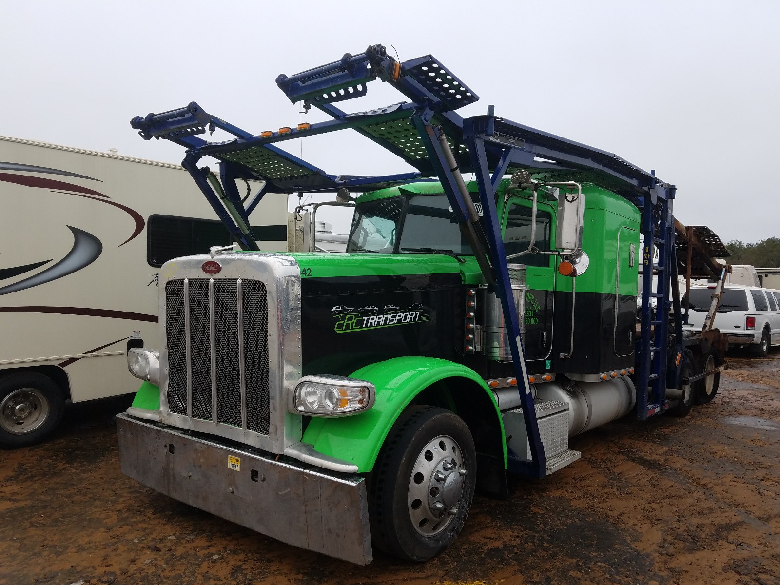 2014 Peterbilt 388 VIN 1NPWD49X7ED215406 COPART salvage auction — Burn, ID - SALVAGE CERTIFICATE OF TITLE, sold $16,100 on 2025-12-23 (photo 2)