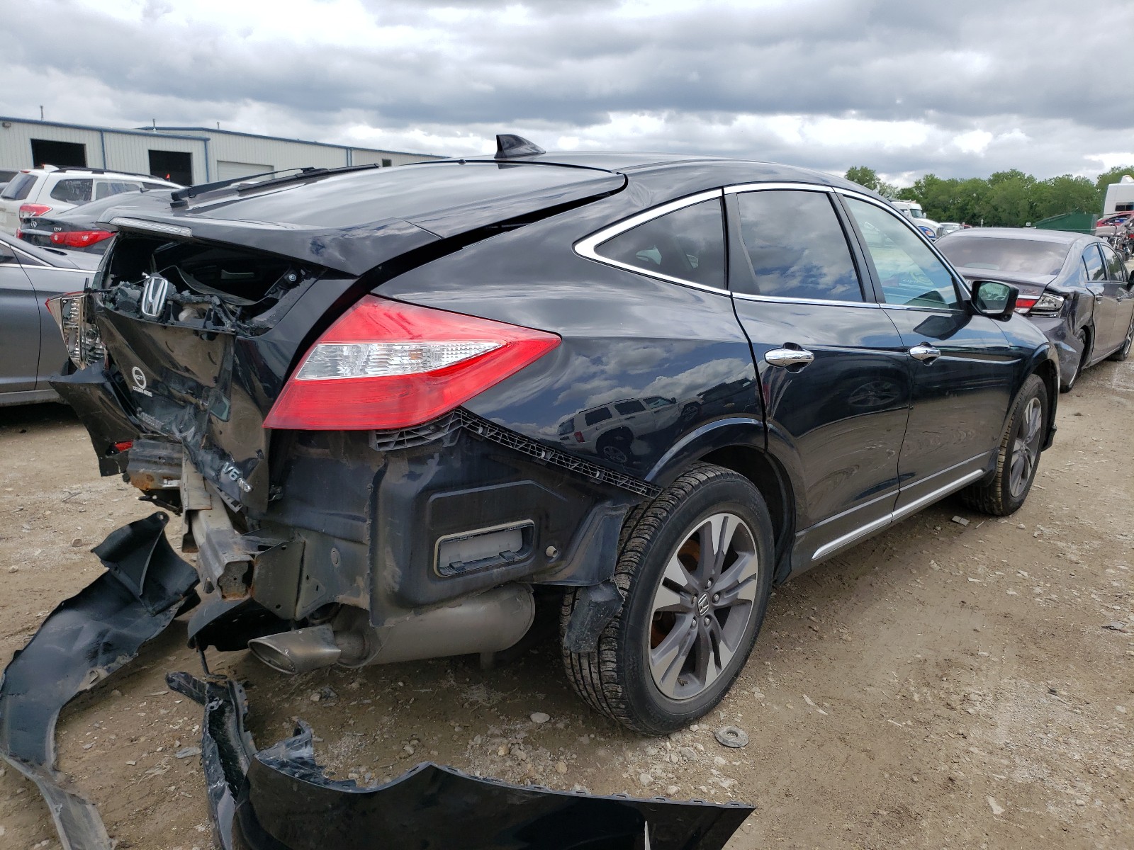 2014 Honda Crosstour VIN 5J6TF2H59EL003440 COPART salvage auction — Rear End, ID - SALVAGE CERTIFICATE OF TITLE, sold $525 on 2026-06-30 (photo 4)