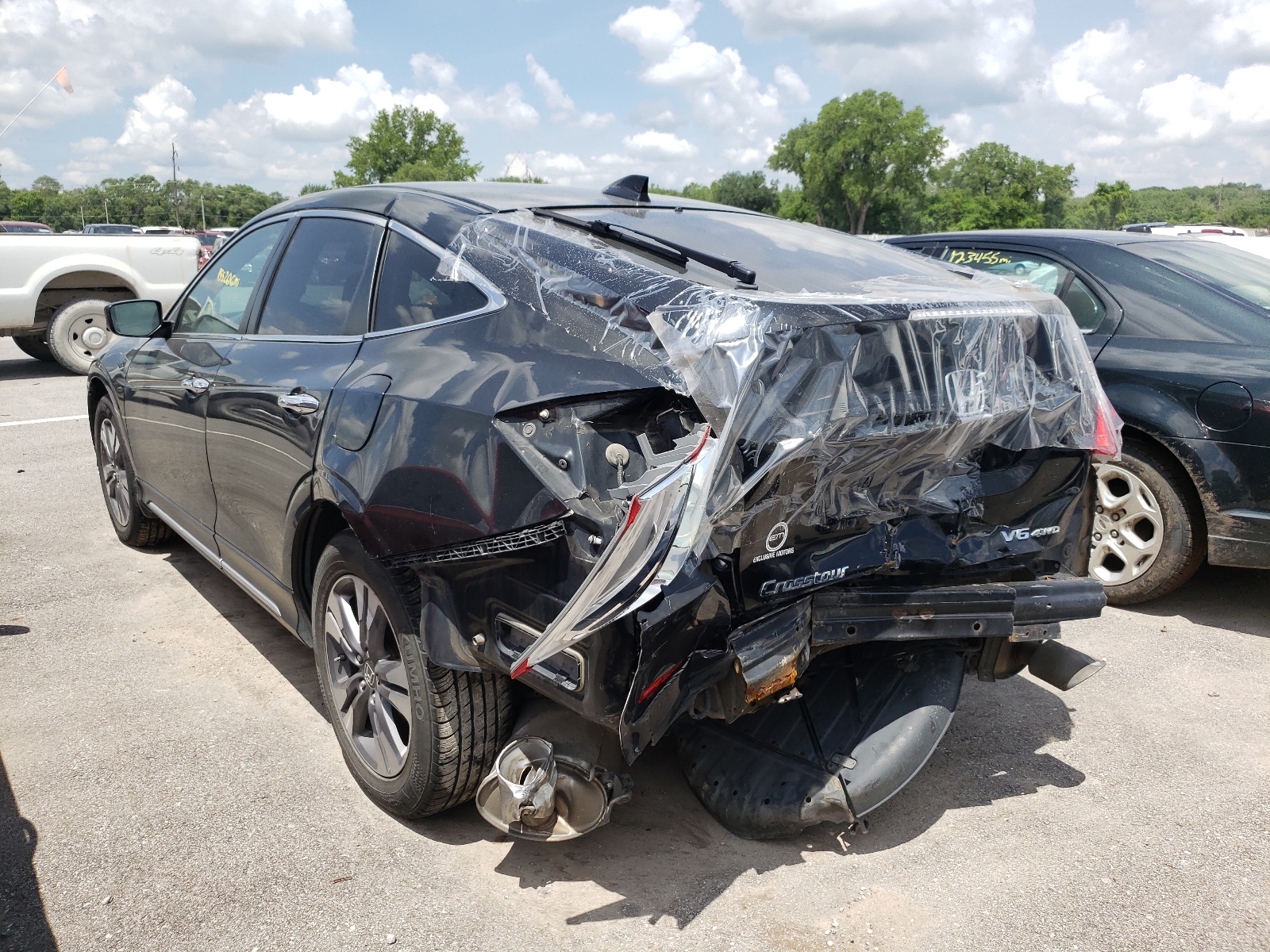 2014 Honda Crosstour VIN 5J6TF2H59EL003440 COPART salvage auction — Rear End, ID - SALVAGE CERTIFICATE OF TITLE, sold $525 on 2026-06-30 (photo 3)