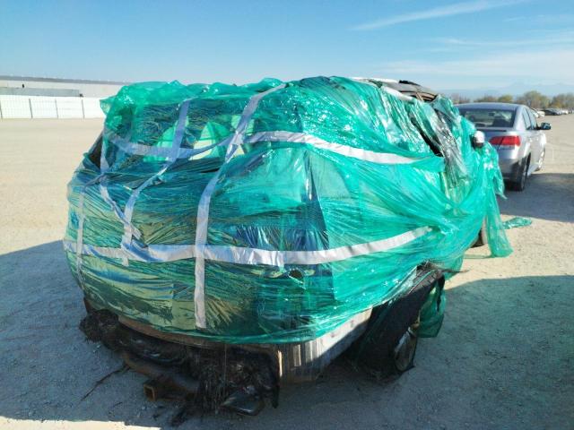 2015 Kia Sorento VIN 5XYKTCA65FG586105 COPART salvage auction — BURN, CA - NON-REPAIRABLE VEHICLE CERT, sold $50 on 2026-07-17 (photo 4)