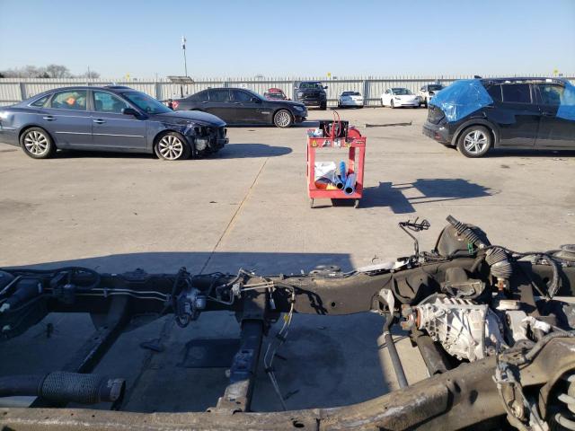 2017 Chevrolet Silverado VIN 3GCUKREC7HG285273 COPART salvage auction — Stripped, Other, sold $4,100 on 2022-05-05 (photo 5)