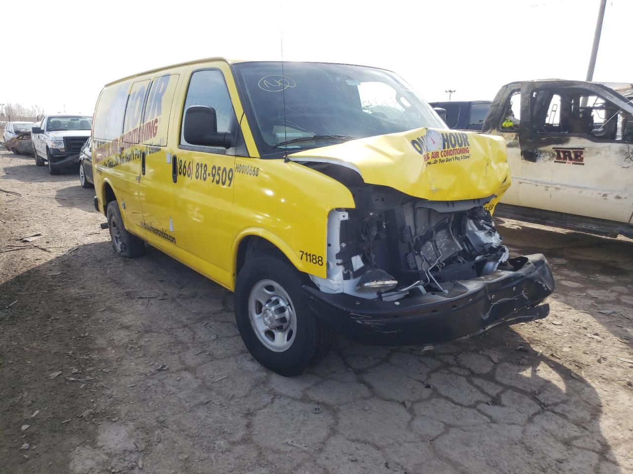 2016 Chevrolet Express 2500 VIN 1GCWGAFF4G1172074 — COPART salvage auction photo
