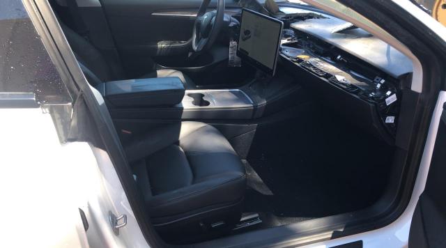 2022 Tesla Model 3 VIN 5YJ3E1EB8NF137548 COPART salvage auction — Unknown, Salvage, sold $12,100 on 2023-08-16 (photo 5)