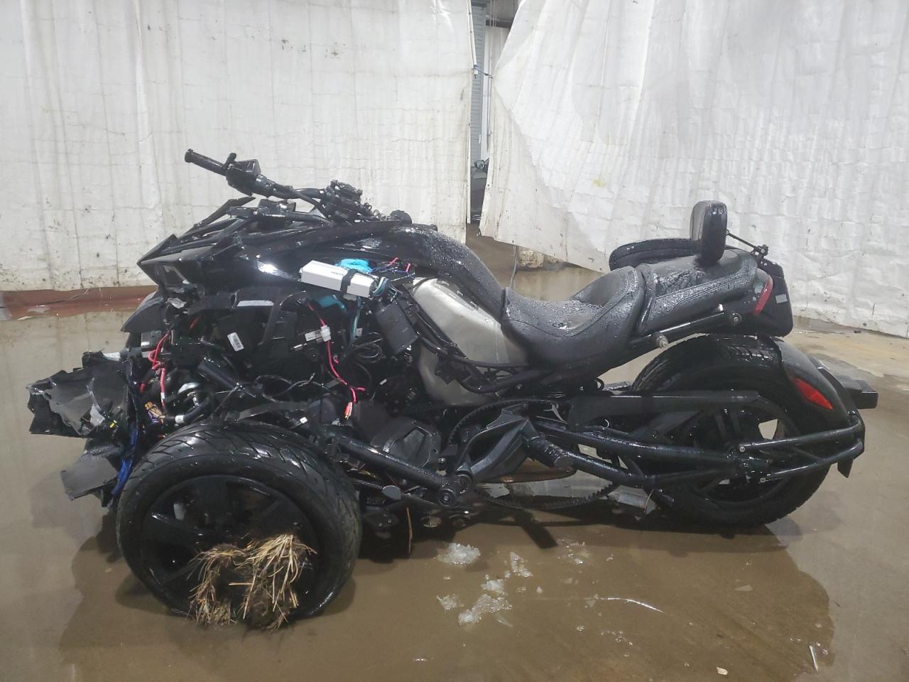 2021 Can-am/ brp Spyder VIN 2BXRDDE28MV000487 COPART salvage auction — ALL OVER, NY - MV-907A SALVAGE CERTIFICATE, sold $1,250 on 2025-03-20 (photo 3)