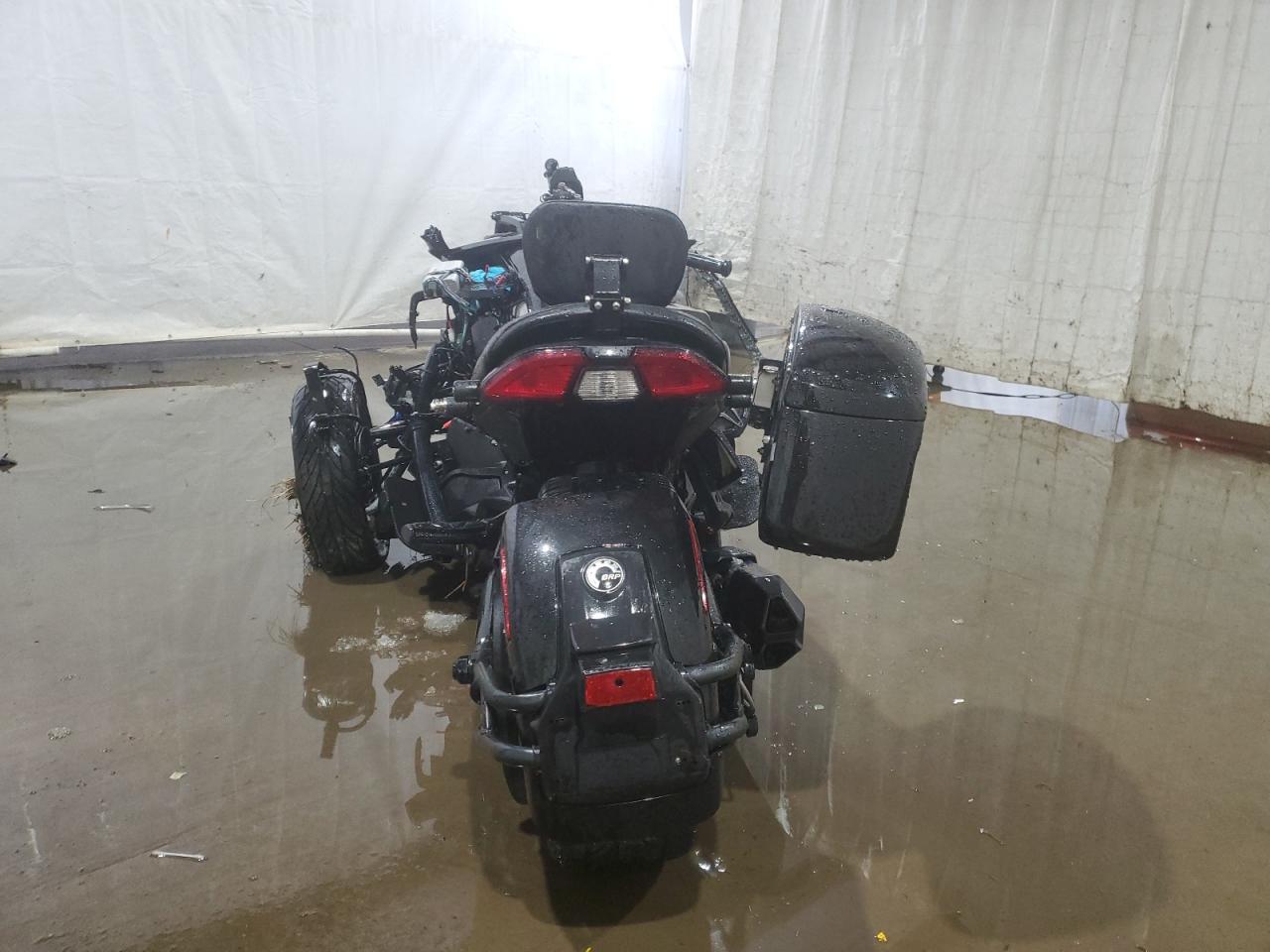 2021 Can-am/ brp Spyder VIN 2BXRDDE28MV000487 COPART salvage auction — ALL OVER, NY - MV-907A SALVAGE CERTIFICATE, sold $1,250 on 2025-03-20 (photo 4)