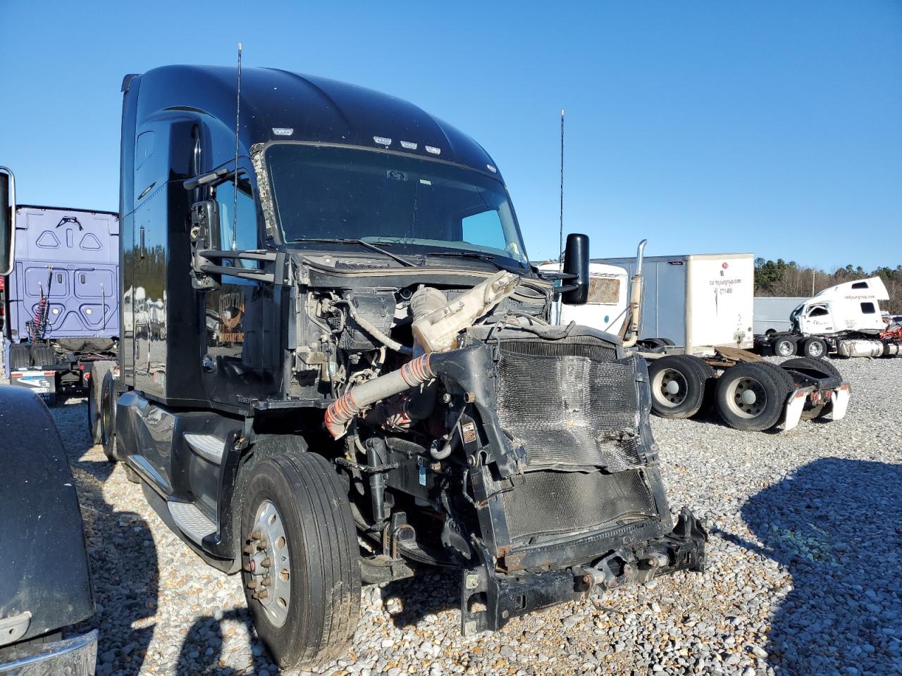 2019 Kenworth Construction VIN 1XKYD49X0KJ242545 — COPART salvage auction photo