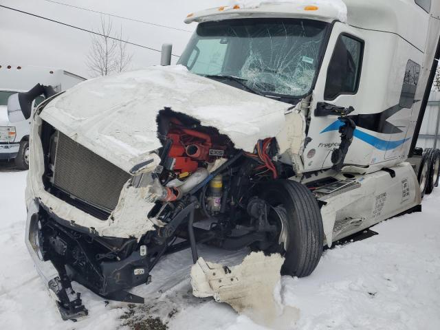 2024 International Lt625 VIN 3HSDZAPR3RN570832 COPART salvage auction — FRONT END, Salvage Title, sold $27,500 on 2026-09-03 (photo 9)