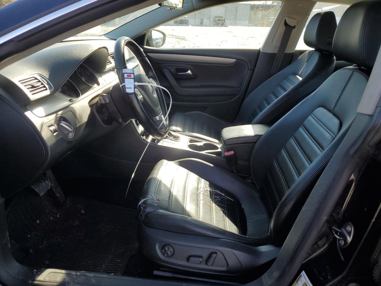 2012 Volkswagen Cc VIN WVWMN7AN3CE500666 COPART salvage auction — MINOR DENT/SCRATCHES, AL - CERTIFICATE OF TITLE, sold $400 on 2025-02-10 (photo 7)