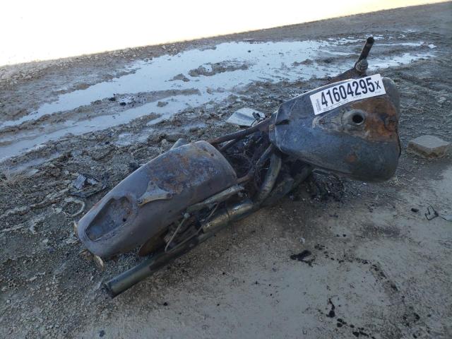 2006 Honda Vtx1300 VIN 1HFSC55016A211061 COPART salvage auction — BURN, Tx - Nonrepairable Title, sold $35 on 2026-07-08 (photo 4)