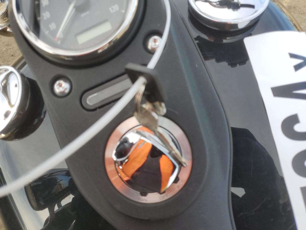 2017 Harley-Davidson FXDB VIN 1HD1GXM15HC311847 COPART salvage auction — Front End, NJ - CERT OF TITLE-SALVAGE, sold $2,600 on 2025-02-20 (photo 8)