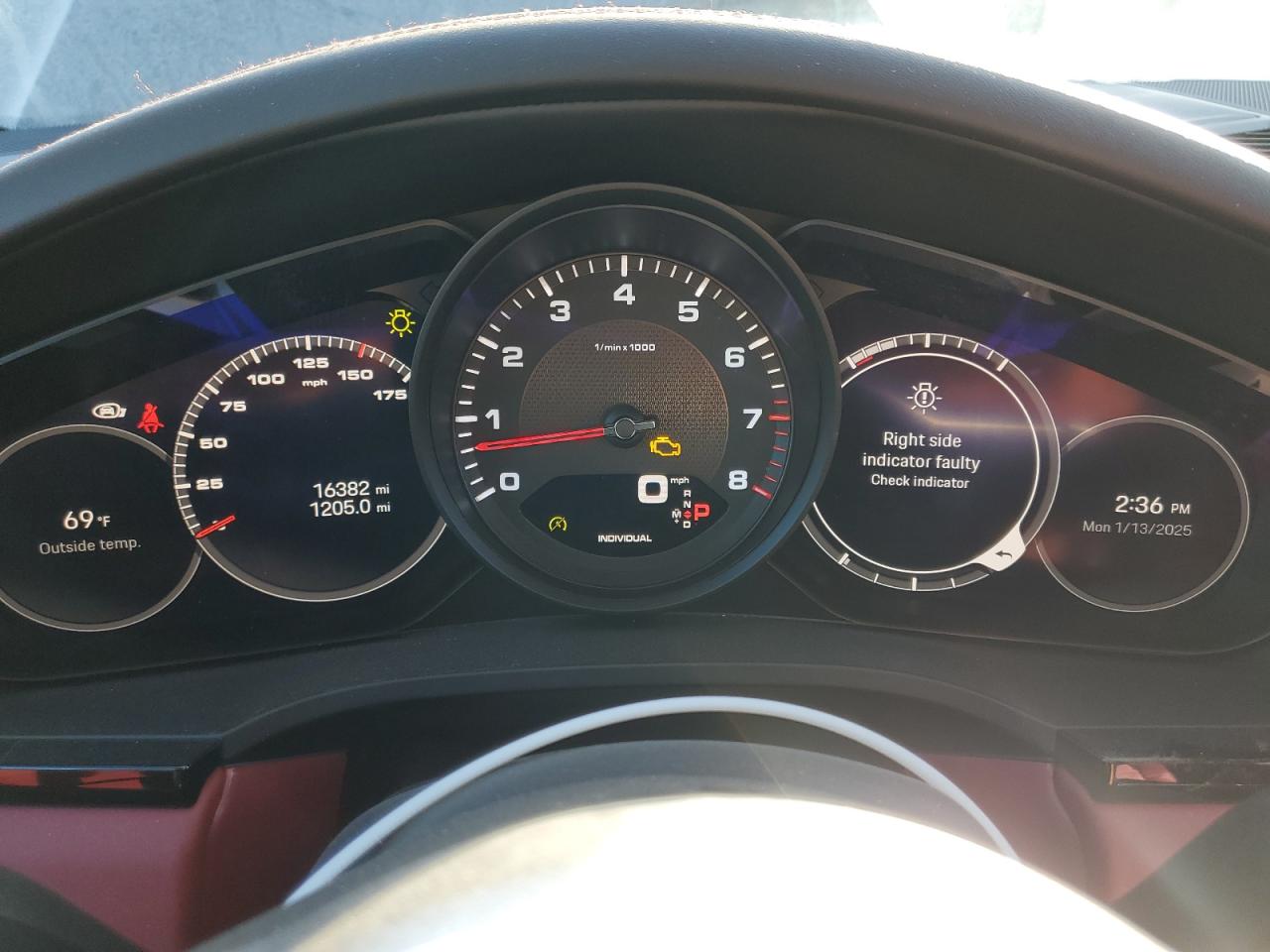 2023 PORSCHE CAYENNE BA VIN WP1AA2AY0PDA00471 COPART salvage auction — SIDE, CA - SALVAGE CERTIFICATE, sold $39,000 on 2025-03-06 (photo 9)