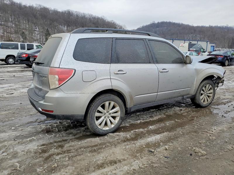 2012 Subaru Forester VIN JF2SHAEC8CH464686 COPART salvage auction — FRONT END, Pa - Cert Of Salv-R=Reconstructed, sold $425 on 2026-07-02 (photo 3)