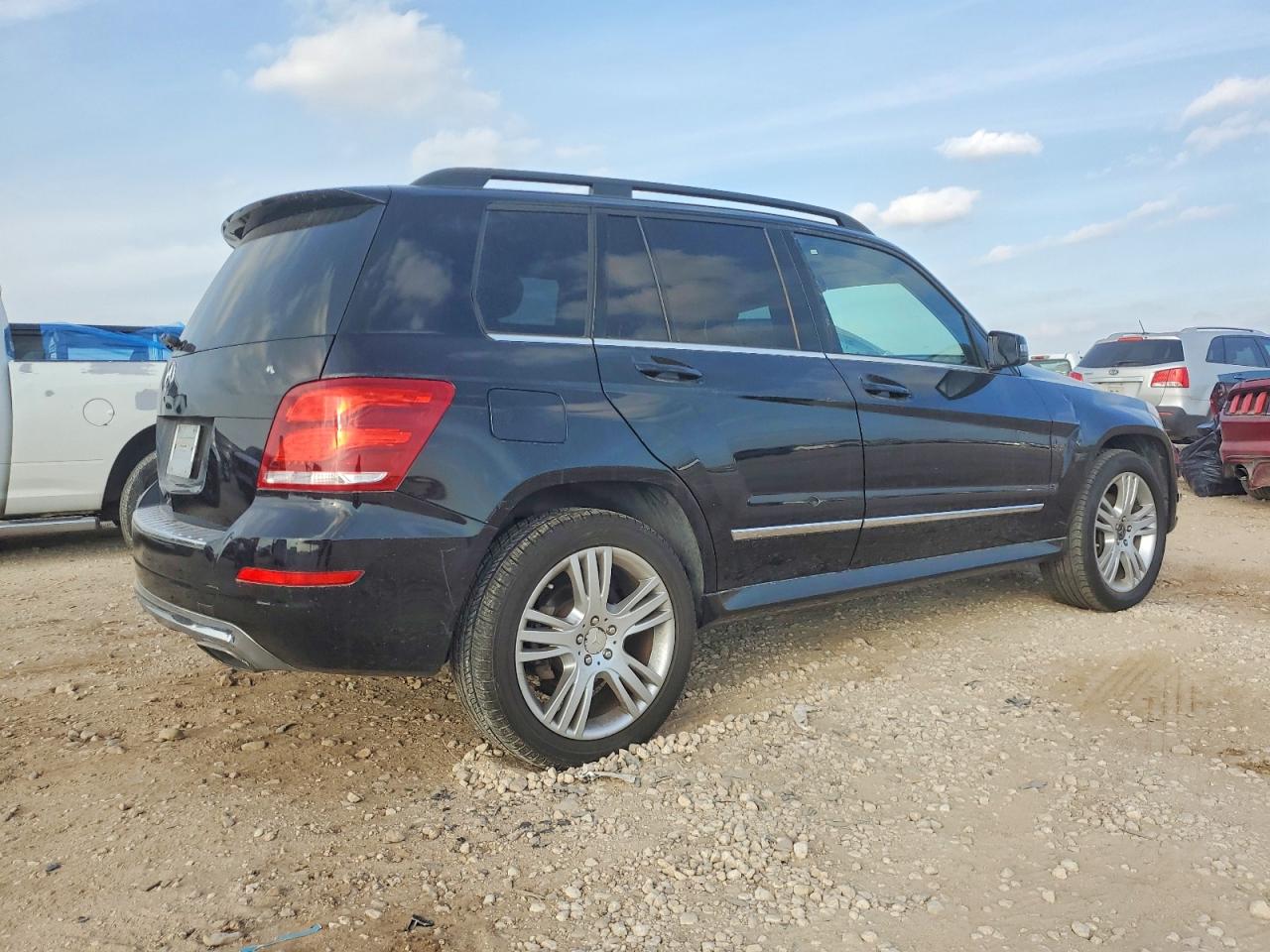 2014 Mercedes-Benz GLK-Class VIN WDCGG5HB9EG156222 COPART salvage auction — Mechanical, TX - CERTIFICATE OF TITLE, sold $2,500 on 2026-07-09 (photo 3)
