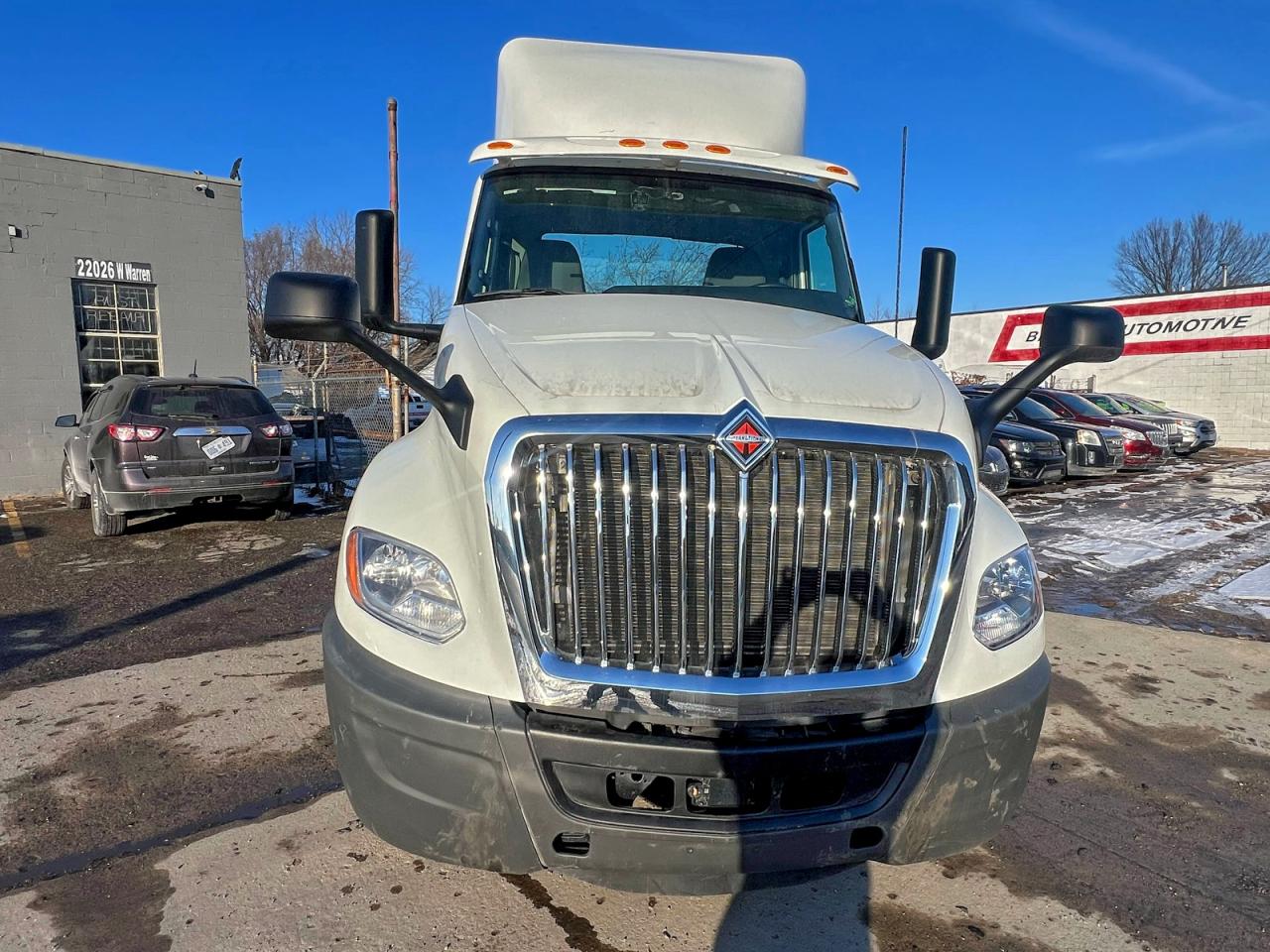 2023 International VIN 3HSDYTZN0PN749366 COPART salvage auction — Minor Dent/Scratches, MI - CERT OF TITLE-REBUILT SALVAGE (P), sold $1,900 on 2026-01-30 (photo 9)
