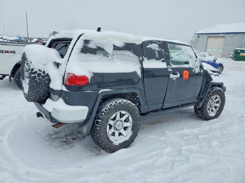 2007 Toyota Fj cruiser VIN JTEBU11F870067280 COPART salvage auction — ROLLOVER, Mi - Certificate Of Title, sold $2,600 on 2026-07-15 (photo 3)
