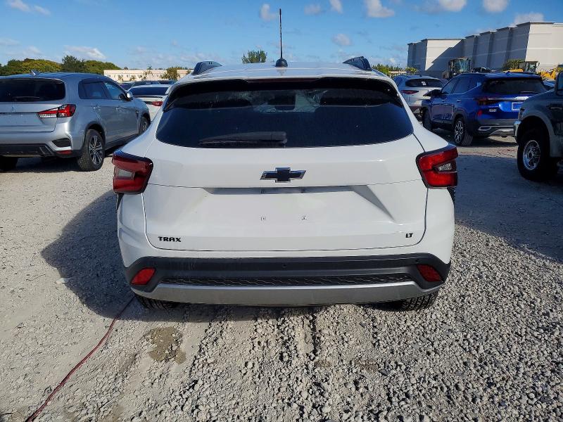 2025 Chevrolet Trax VIN KL77LHEP1SC193168 COPART salvage auction — FRONT END, Fl - Certificate Of Destruction, sold $3,900 on 2026-07-14 (photo 6)