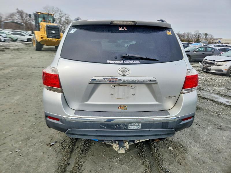 2011 Toyota Highlander VIN 5TDDK3EH9BS077901 COPART salvage auction — UNDERCARRIAGE, Sc - Cert Of Title-Salvage, sold $2,600 on 2026-07-27 (photo 6)