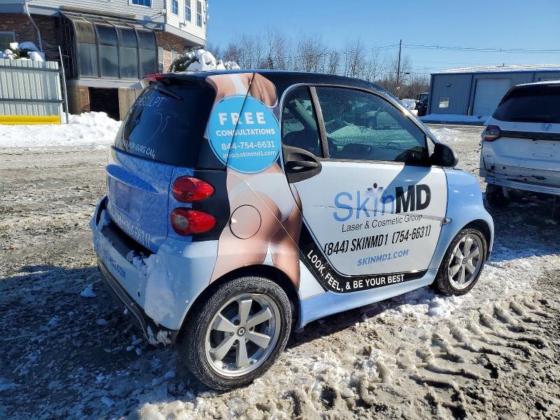 2013 Smart Fortwo VIN WMEEJ3BA9DK615233 COPART salvage auction — NORMAL WEAR, Co - Bill Of Sale-Parts Only, sold $400 on 2026-07-06 (photo 3)