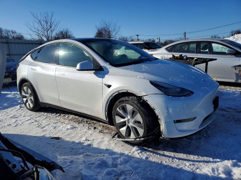 2021 Tesla Model y VIN 5YJYGDEE5MF279267 COPART salvage auction — REAR END, Nj - Cert Of Title-Salvage, sold $9,200 on 2026-07-24 (photo 4)