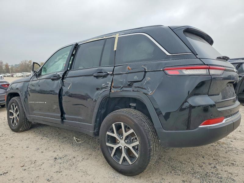 2024 Jeep Grand cherokee VIN 1C4RJGBG3RC158318 COPART salvage auction — SIDE, Tx - Salvage Vehicle Title, sold $12,800 on 2026-07-28 (photo 2)